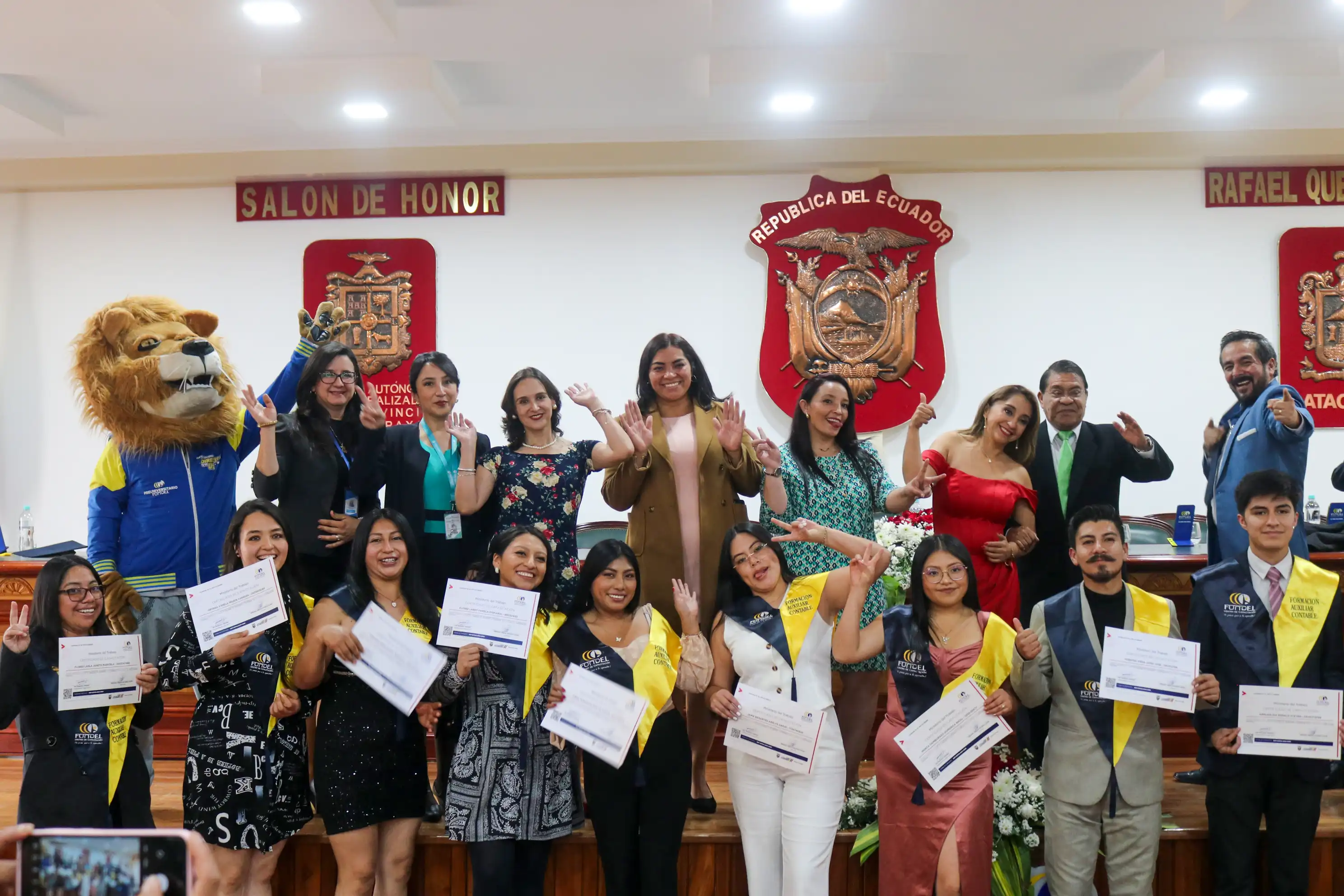 Sumak Kawsay presente en la graduación de FUNDEL